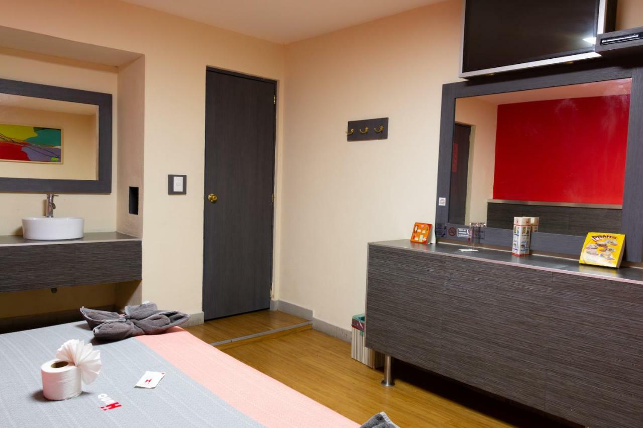 Hotel H - Piet Adults Only เม็กซิโกซิตี้ ภายนอก รูปภาพ